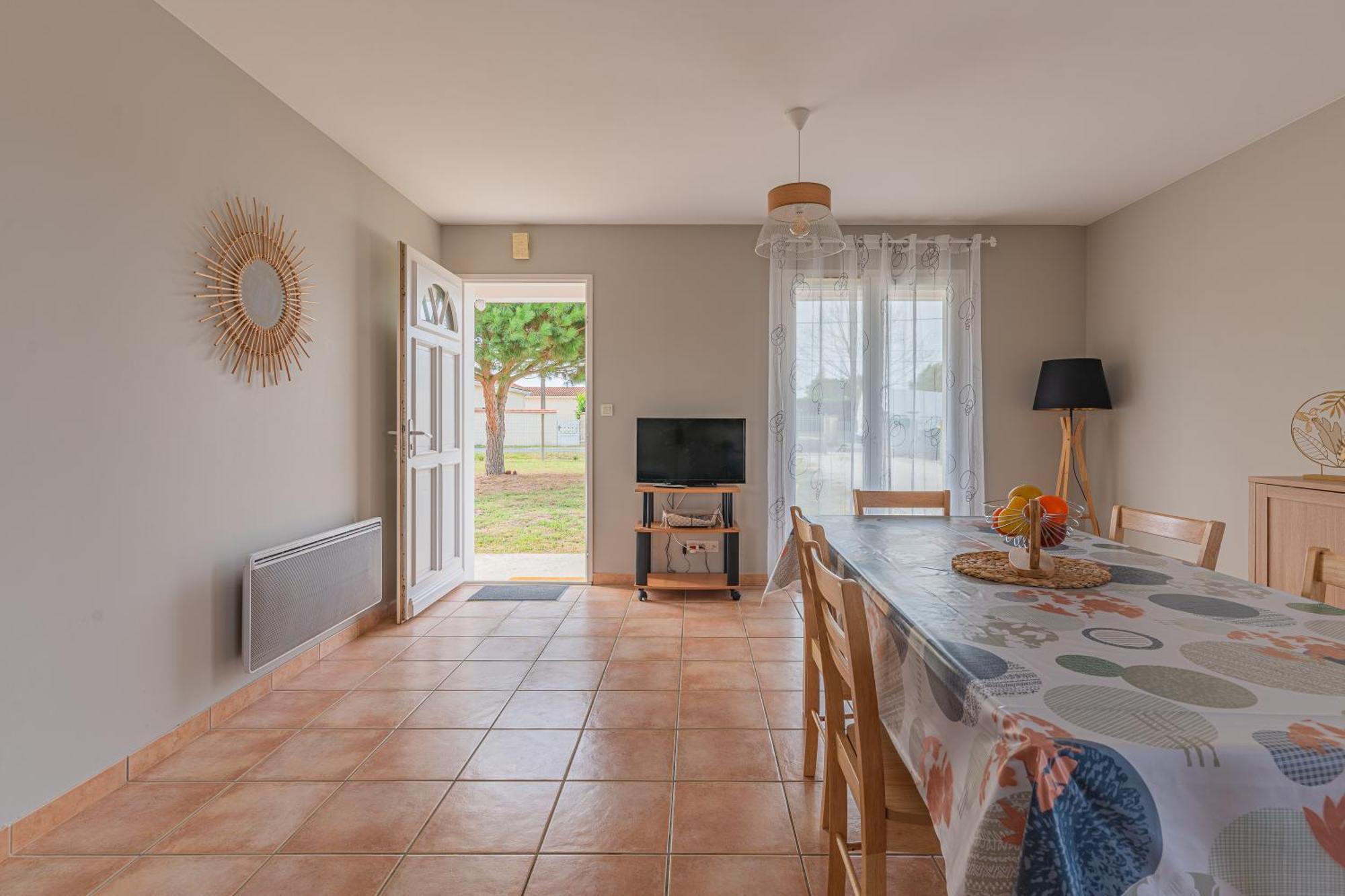 Le Pin Franc Villa Valeyrac Exterior photo